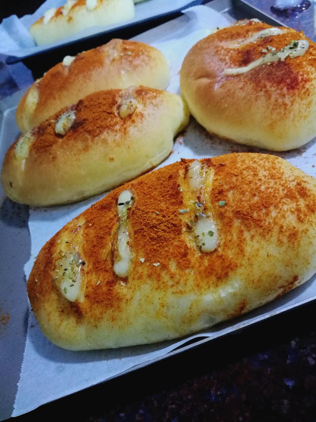 彼德潘1做的德普食谱—辣味的匈牙利培根面包