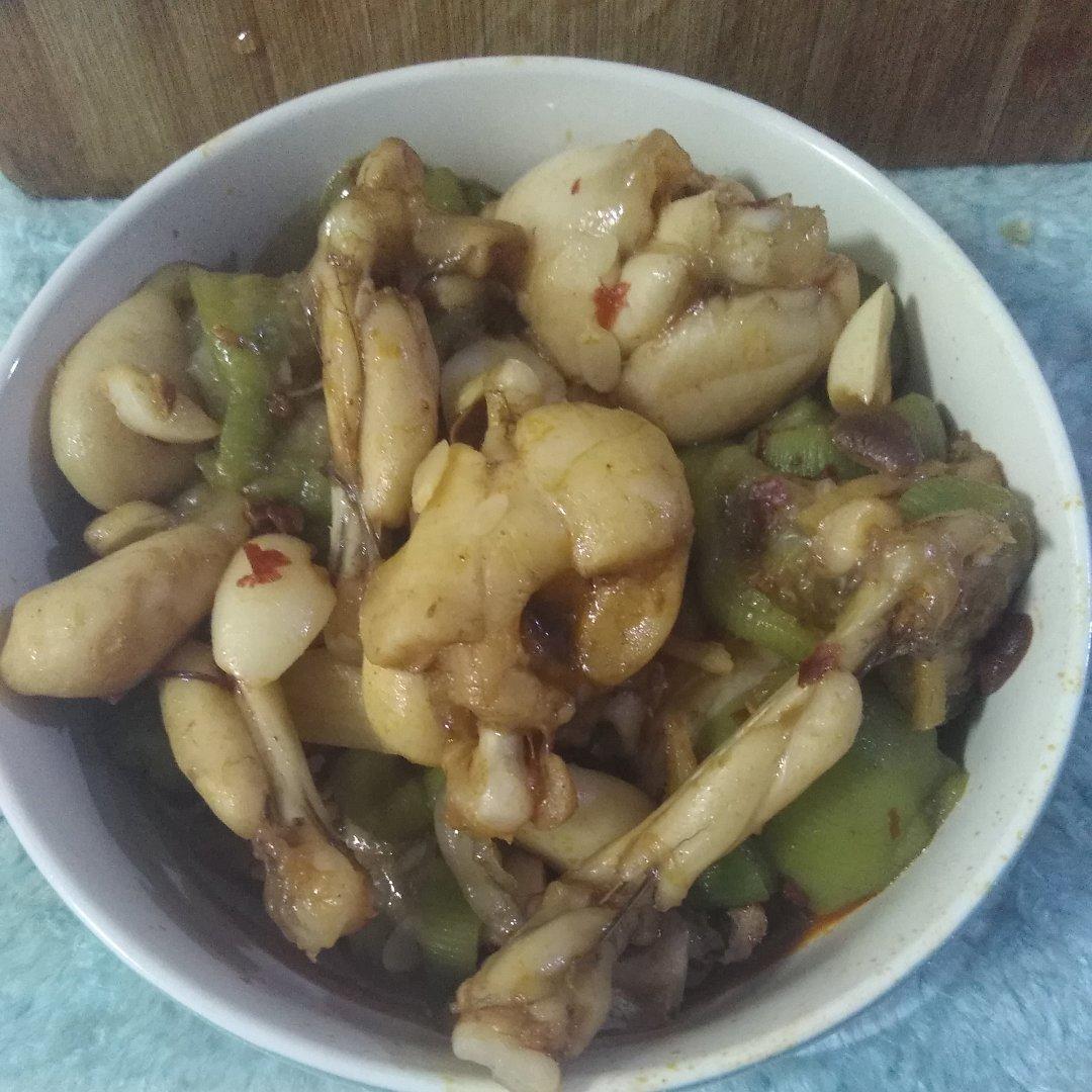 红烧牛蛙
