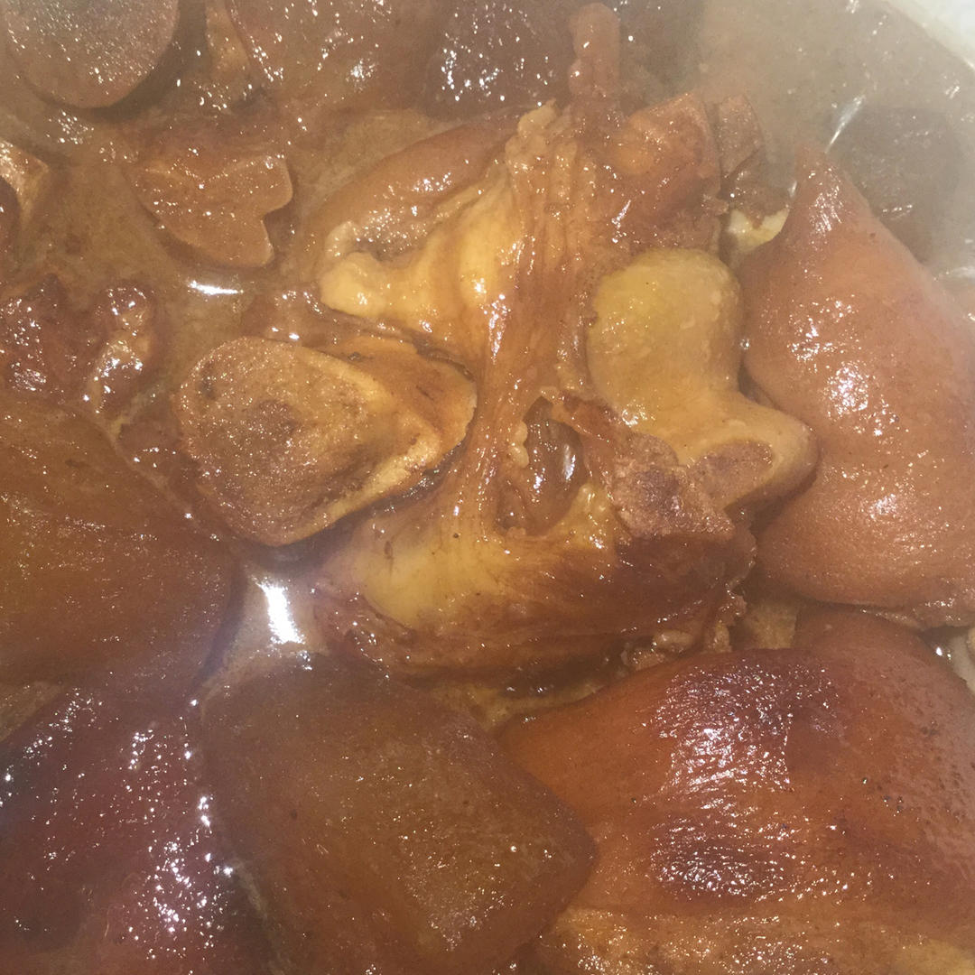 美味的家常菜：红烧猪蹄