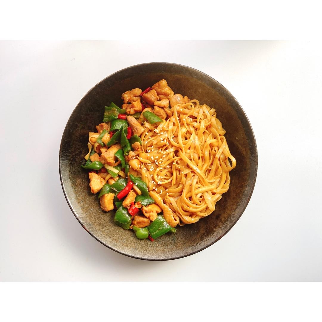 双椒鸡捞面