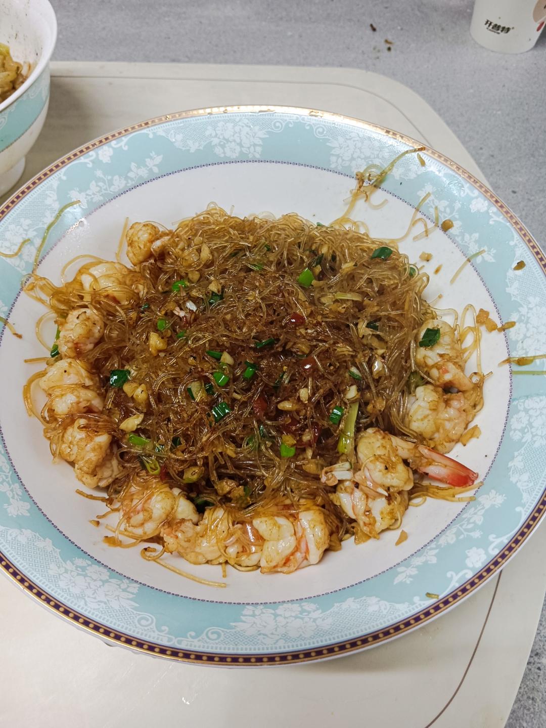复刻餐厅88一份的海皇粉丝煲，简单又好吃！