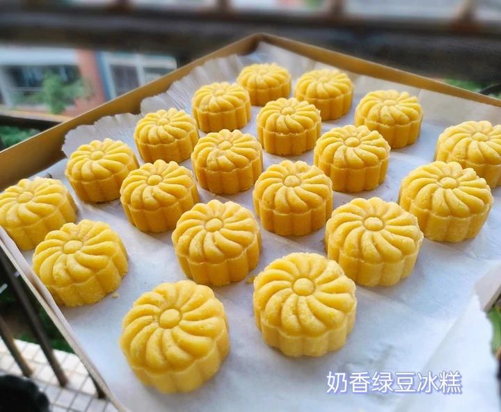 软皮奶香绿豆饼（网红版）