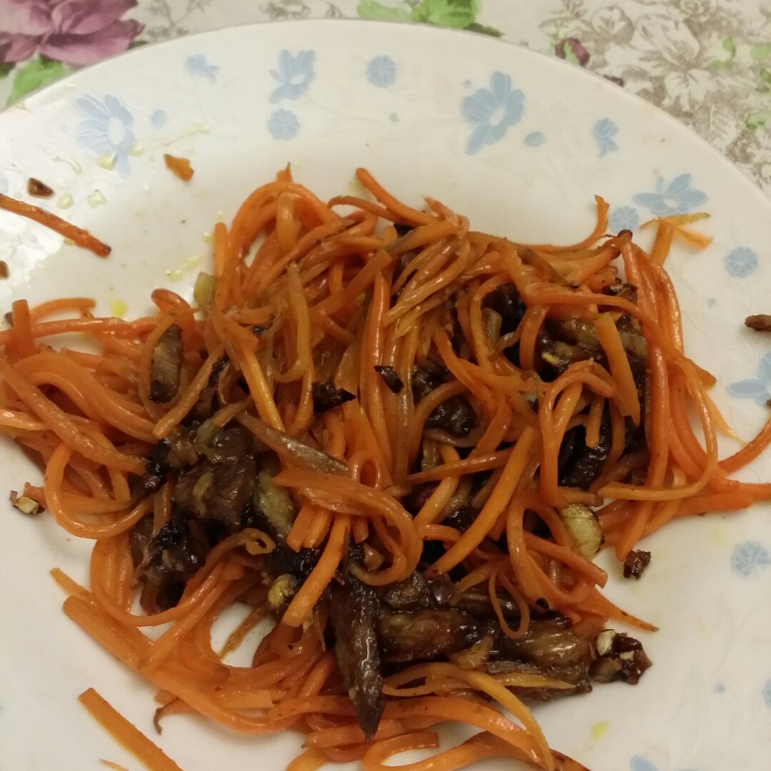 胡萝卜炒牛肉