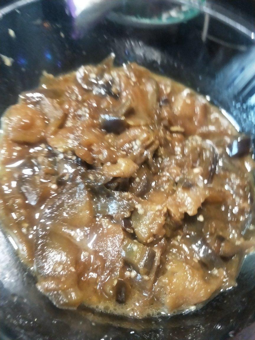 红烧茄子，好吃到舔盘子