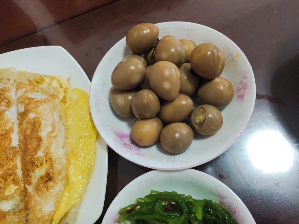 乡巴佬卤鹌鹑蛋