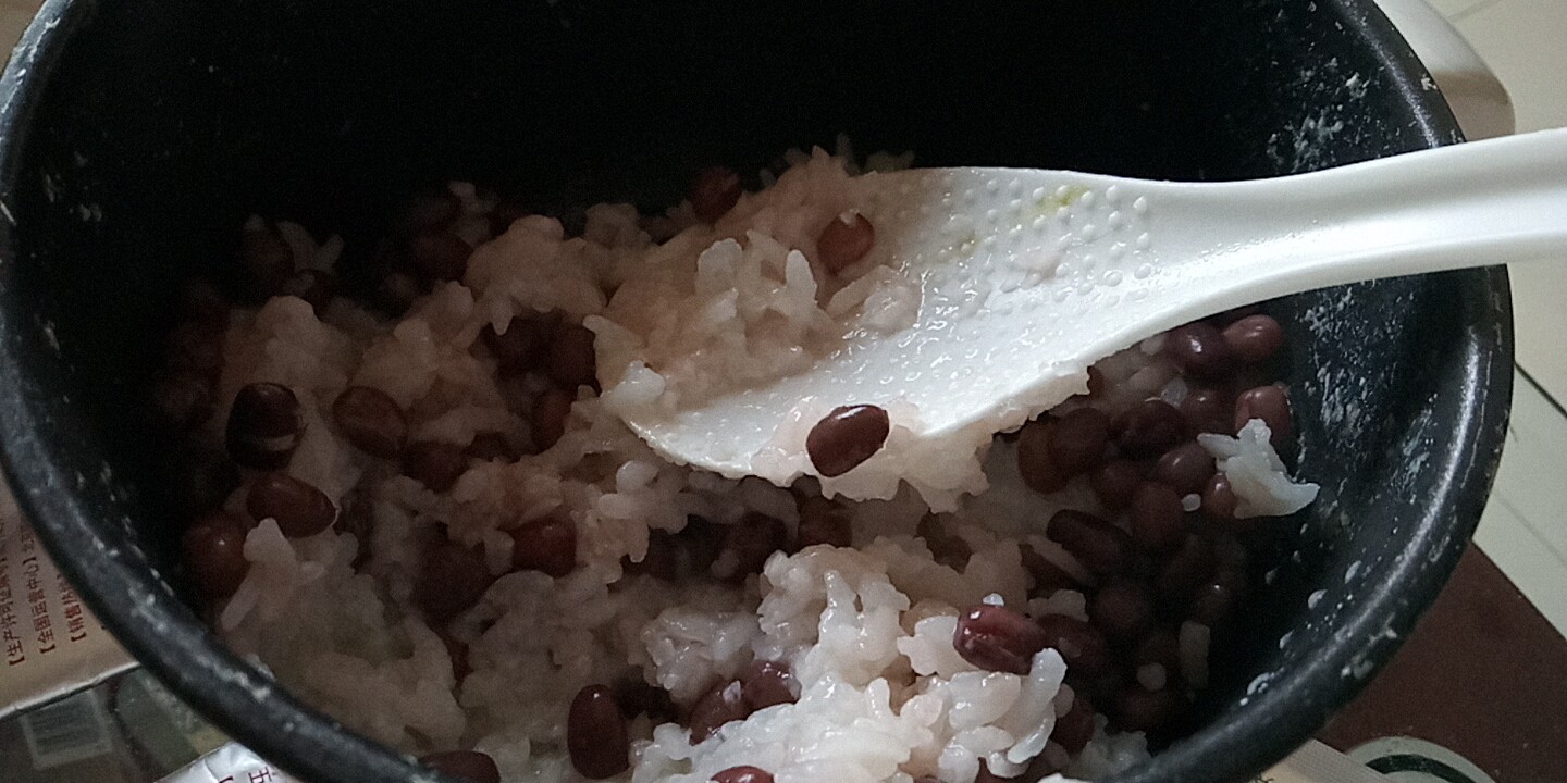 香喷喷的红豆饭的做法 步骤3