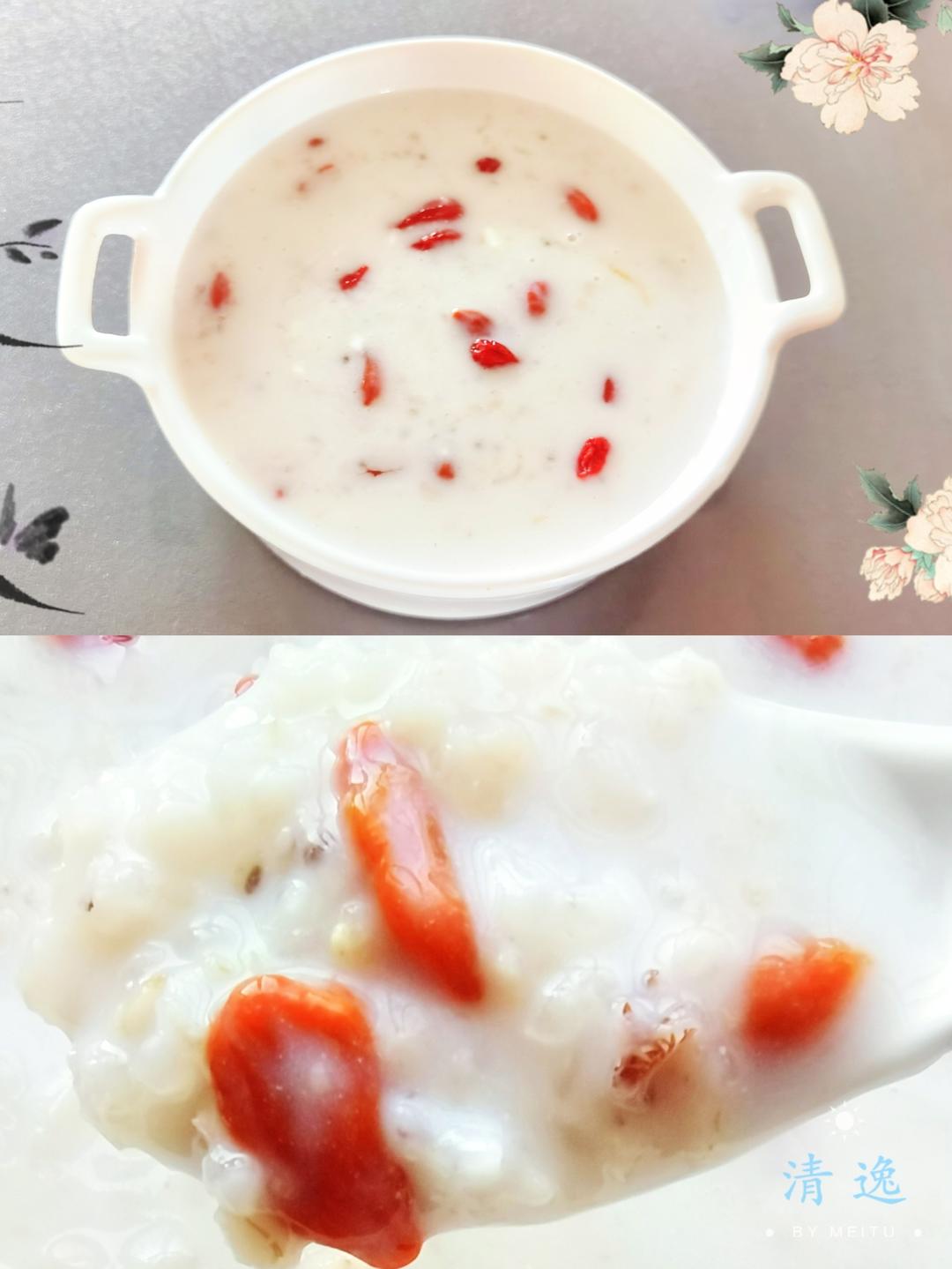 牛奶燕麦粥～早餐必备的做法