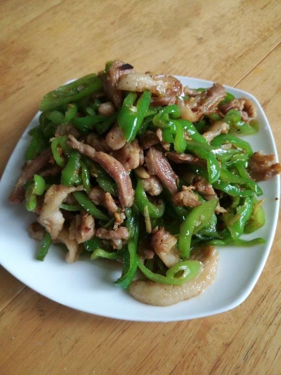厨师长教你：“青椒肉丝”的正宗做法，色香味俱全