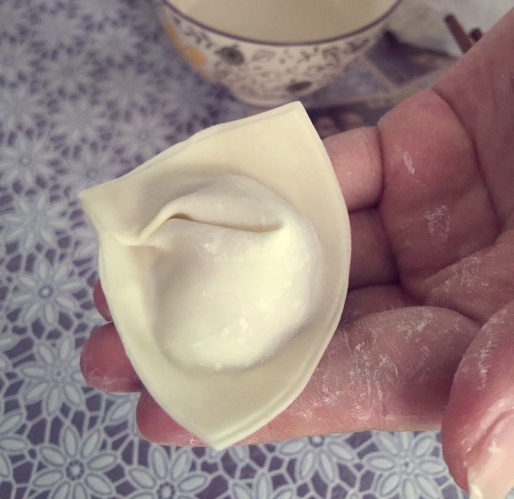 云吞的制作步骤（元宝）