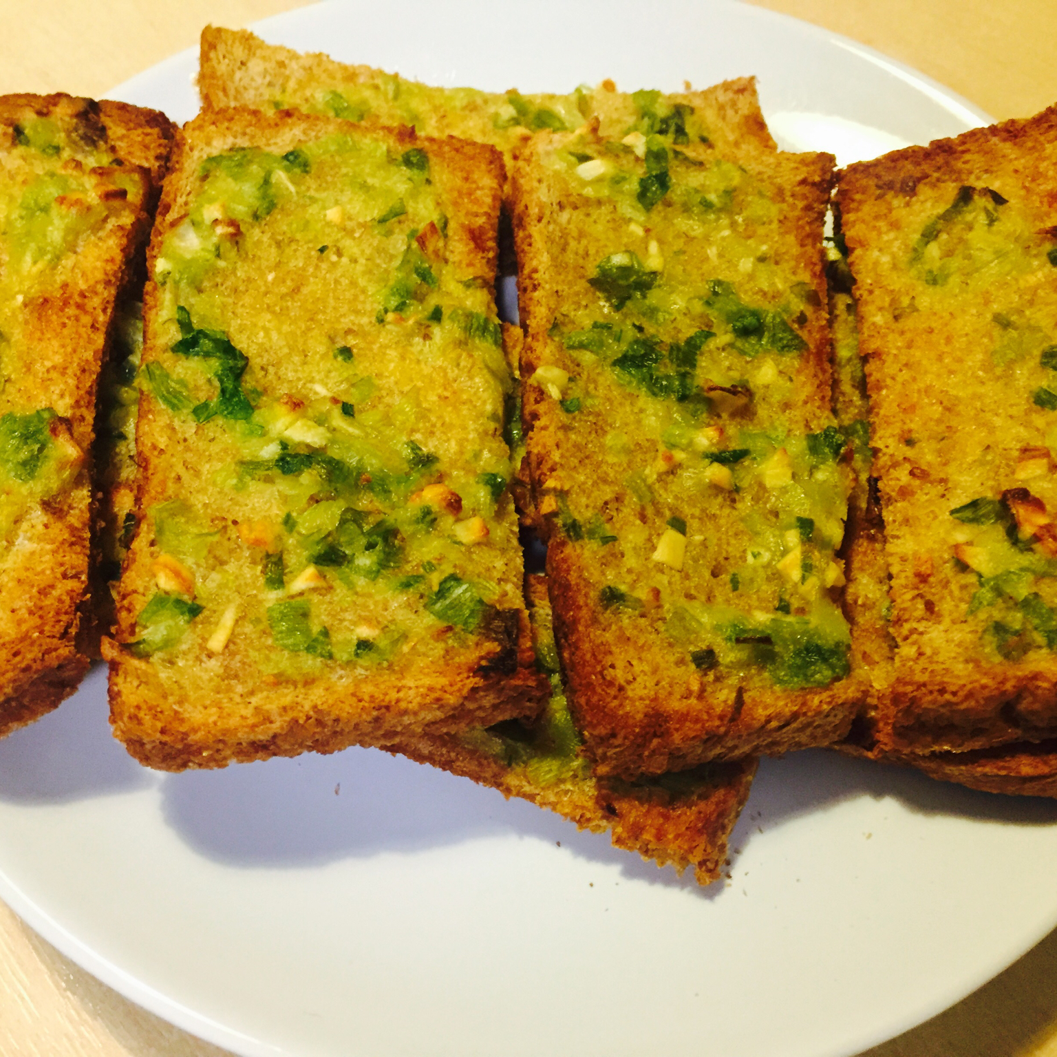 hyinmay做的蒜香吐司