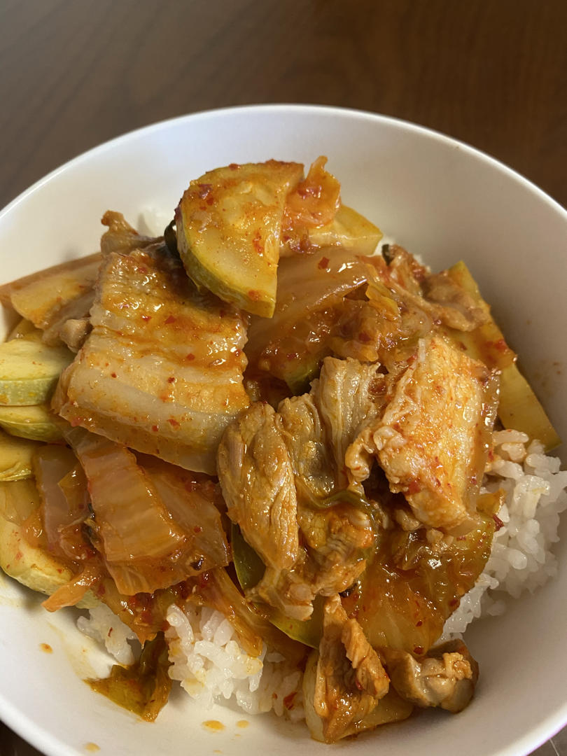 秘制泡菜炒五花肉
