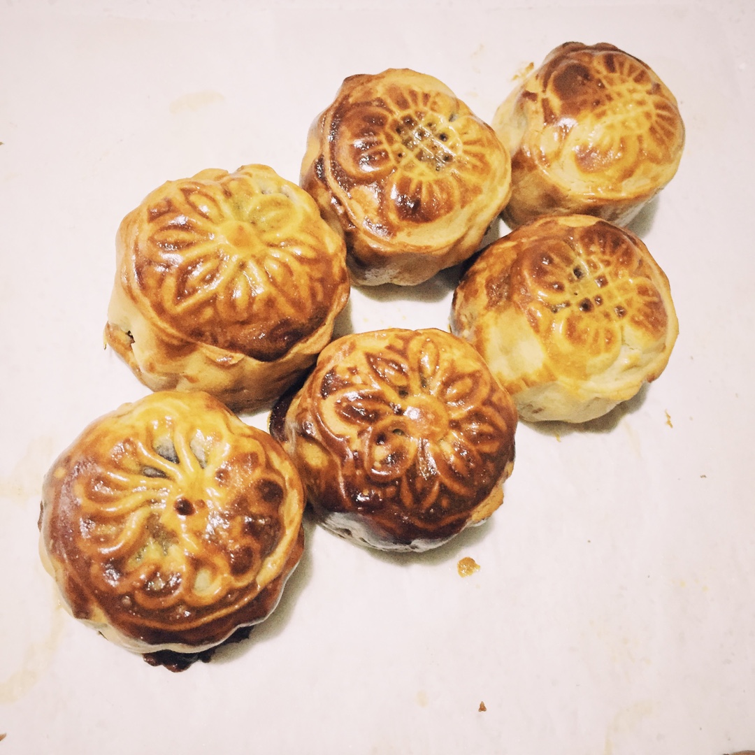 让新手也可以做出完美的广式豆沙蛋黄月饼