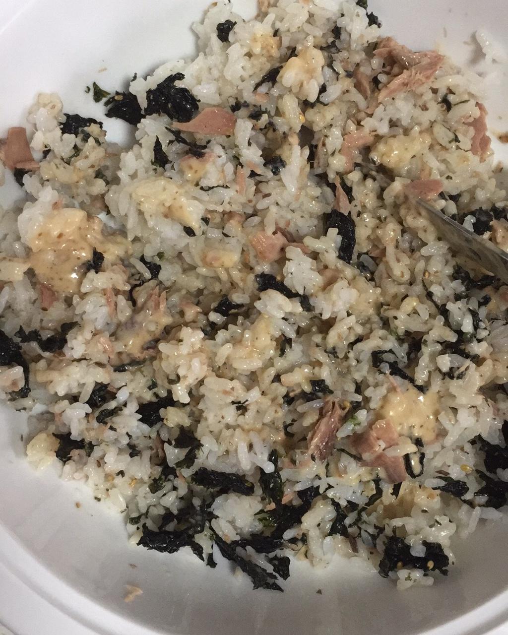 金枪鱼拌饭