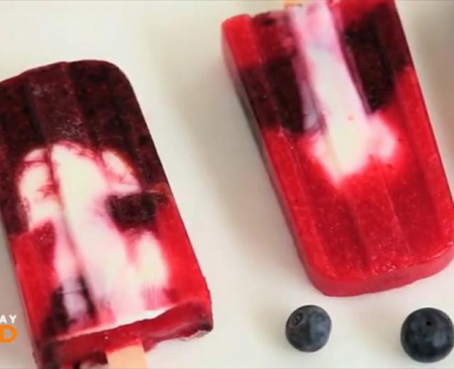 酸奶浆果 莓果popsicles（雪糕/冰棒）『译』的做法