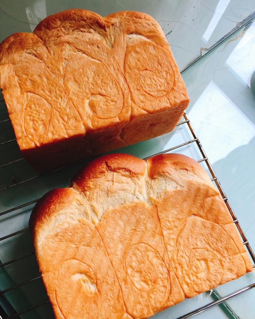 北海道吐司（70%中种）—全蛋大爆头法