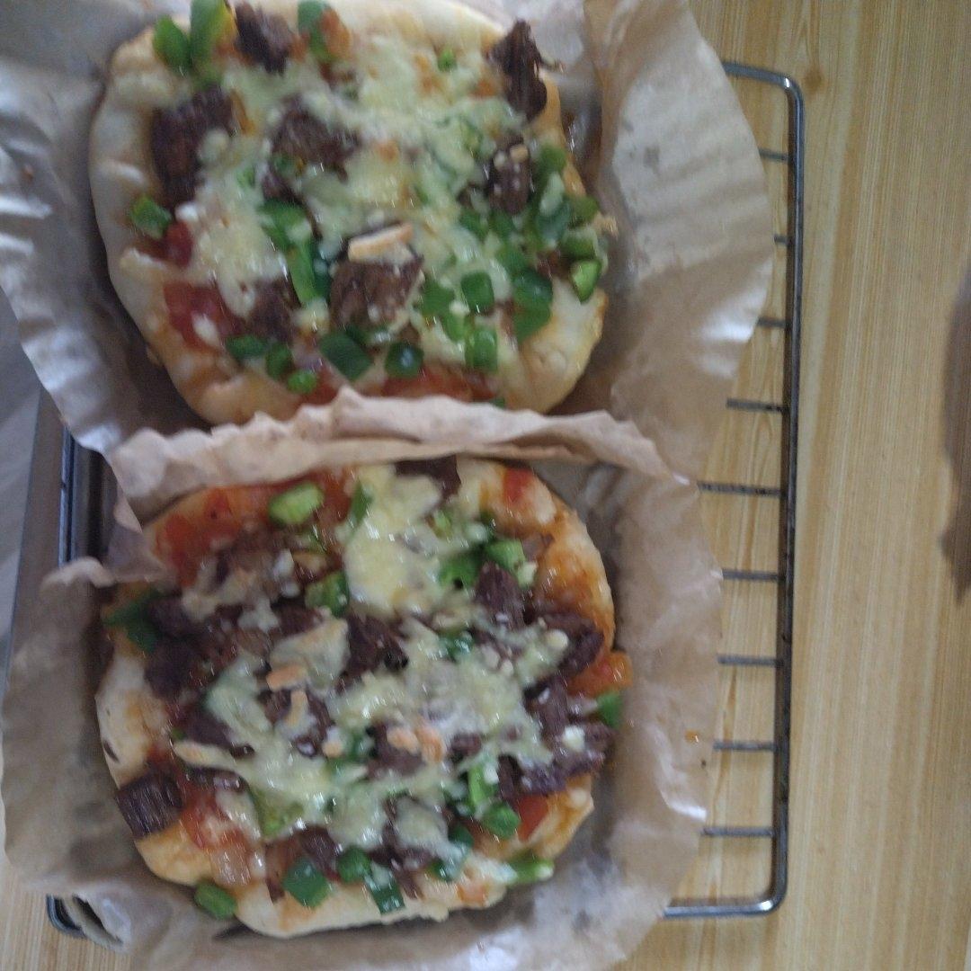 4种口味小披萨备餐