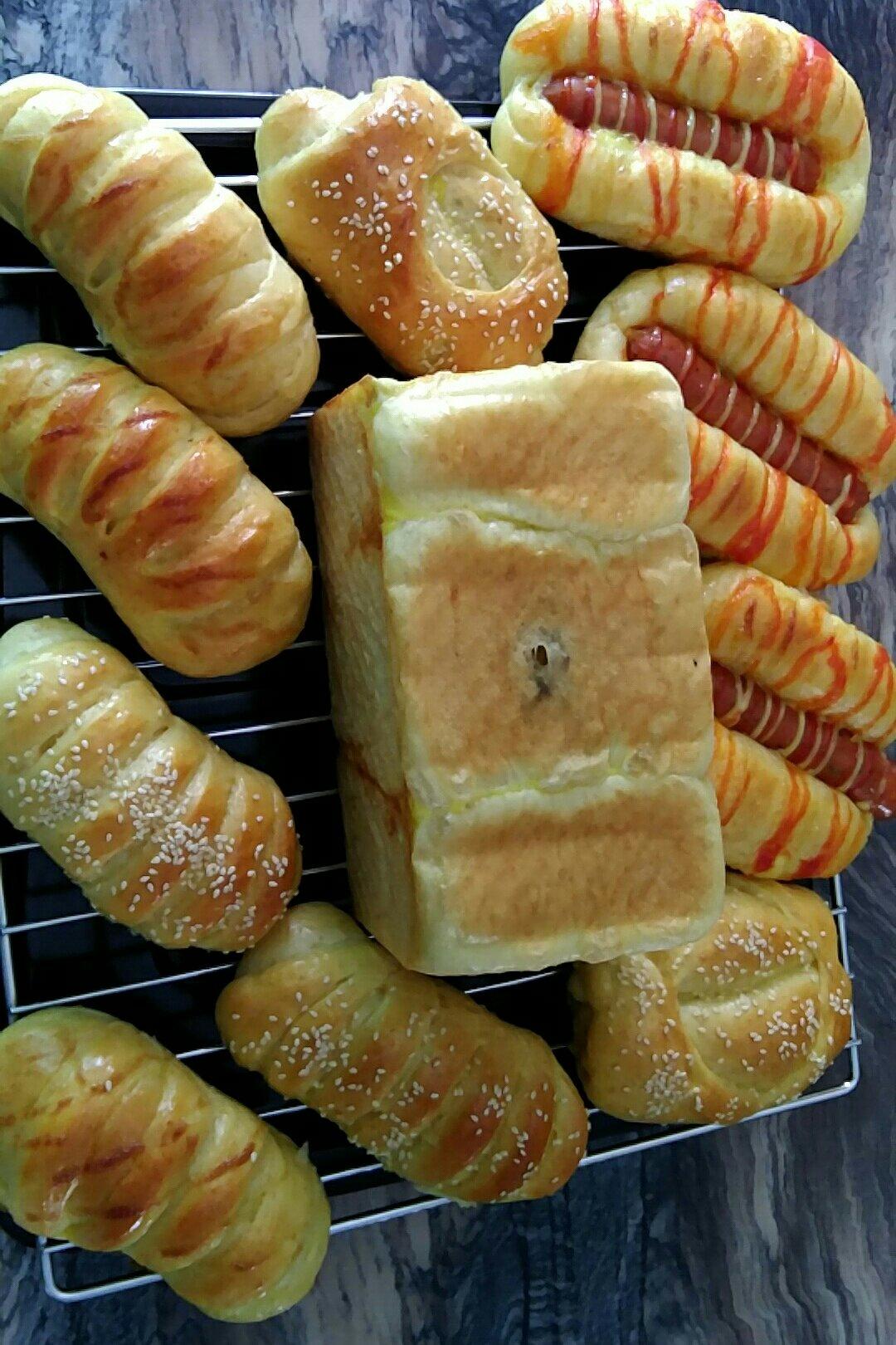 沛2038_12ur做的用烤箱自己做面包--手工牛奶吐司面包