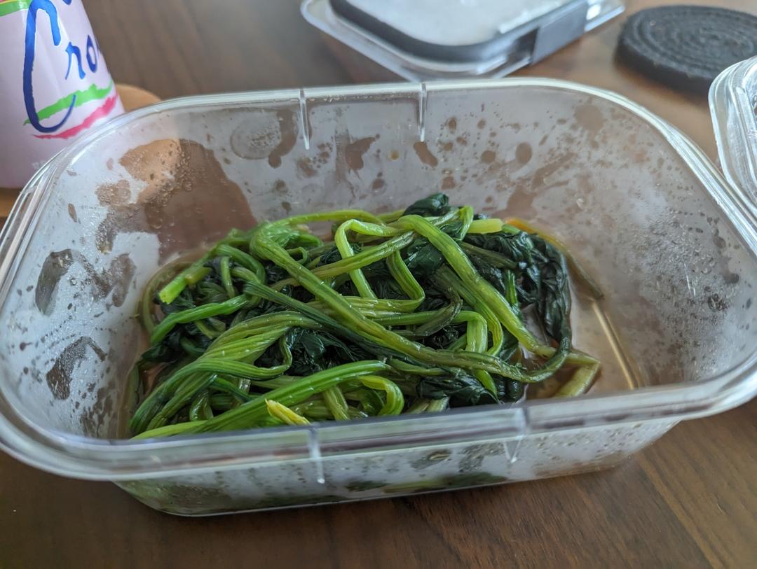 凉拌菠菜
