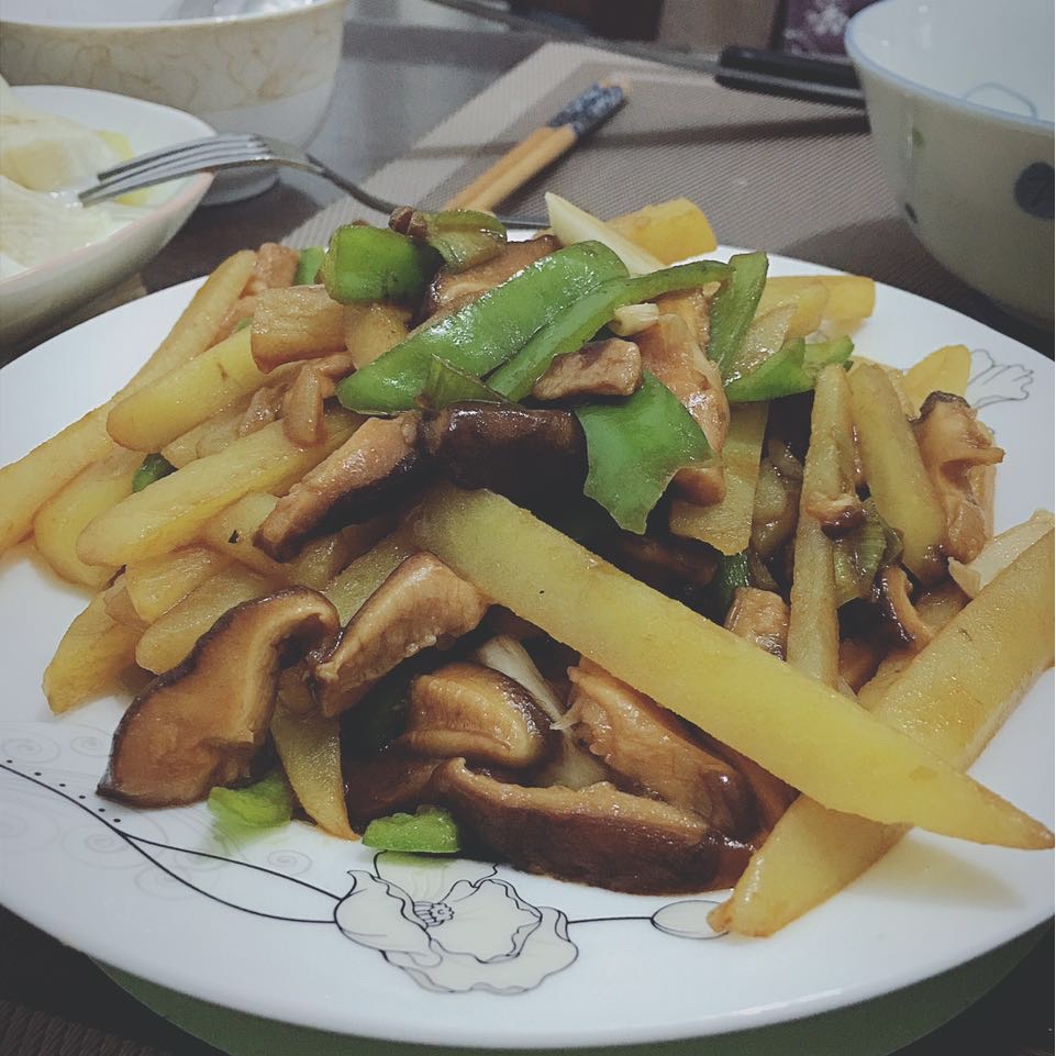 晓北湖tx做的香菇炒土豆条