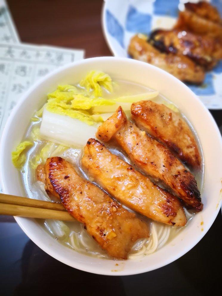 蜂蜜蒜香煎鸡胸