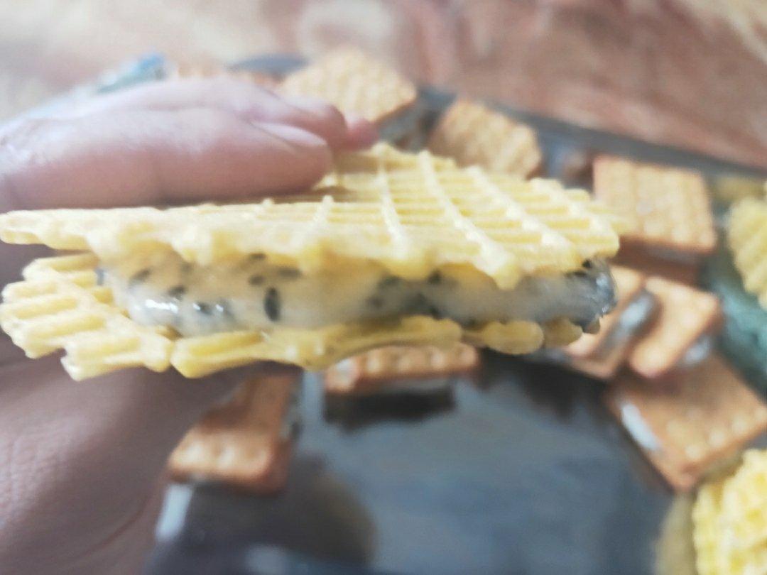 牛扎饼干，牛扎汉堡，牛轧糖