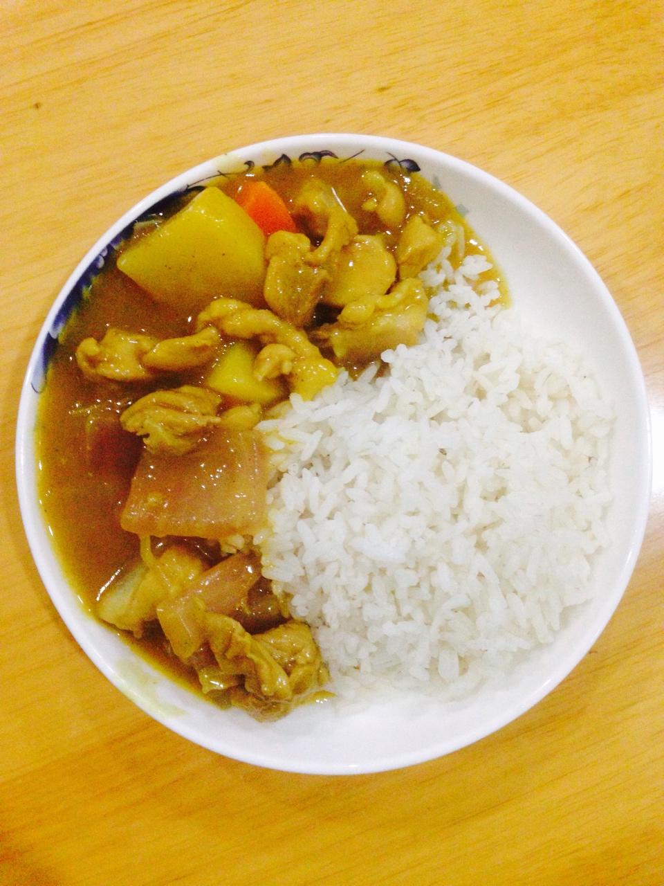 咖喱鸡肉饭