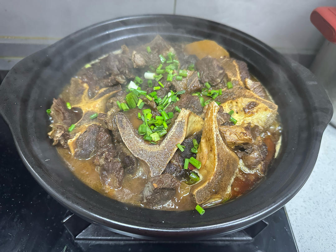 高压锅辣酱牛脖骨