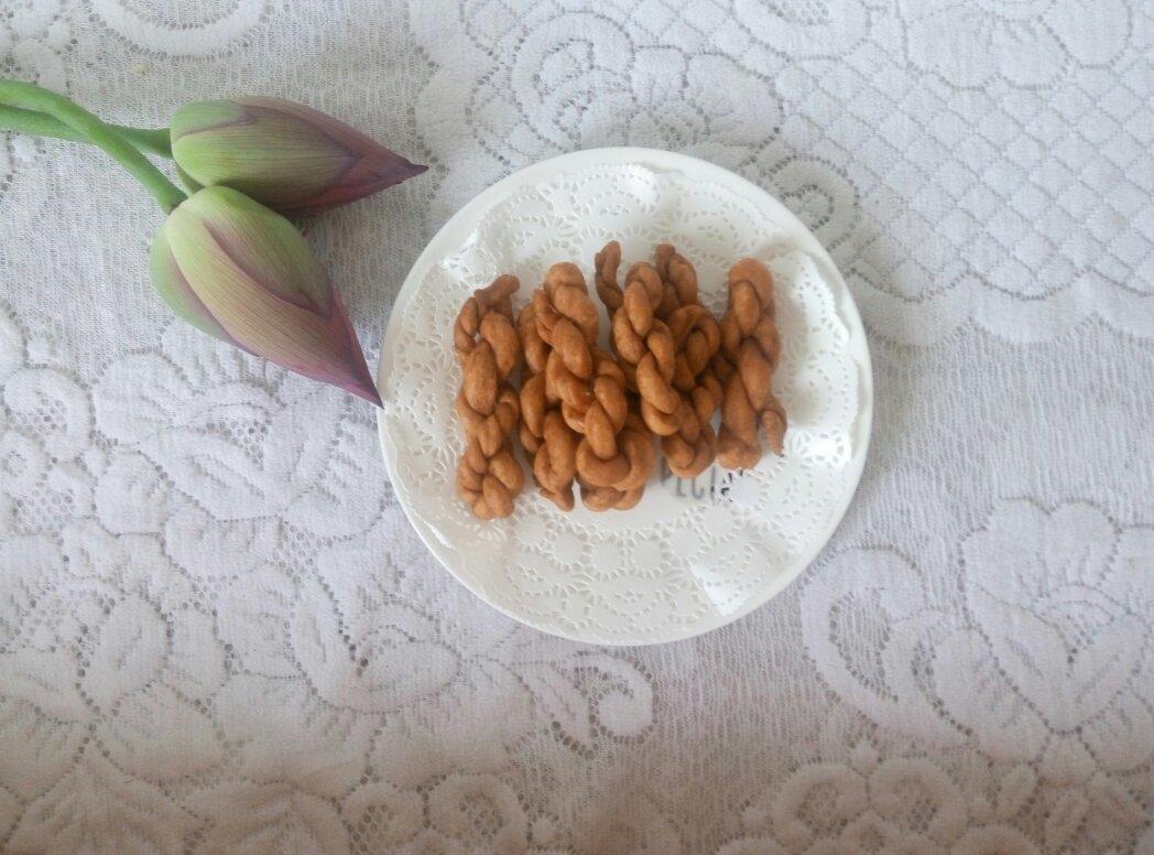 鸡蛋小麻花