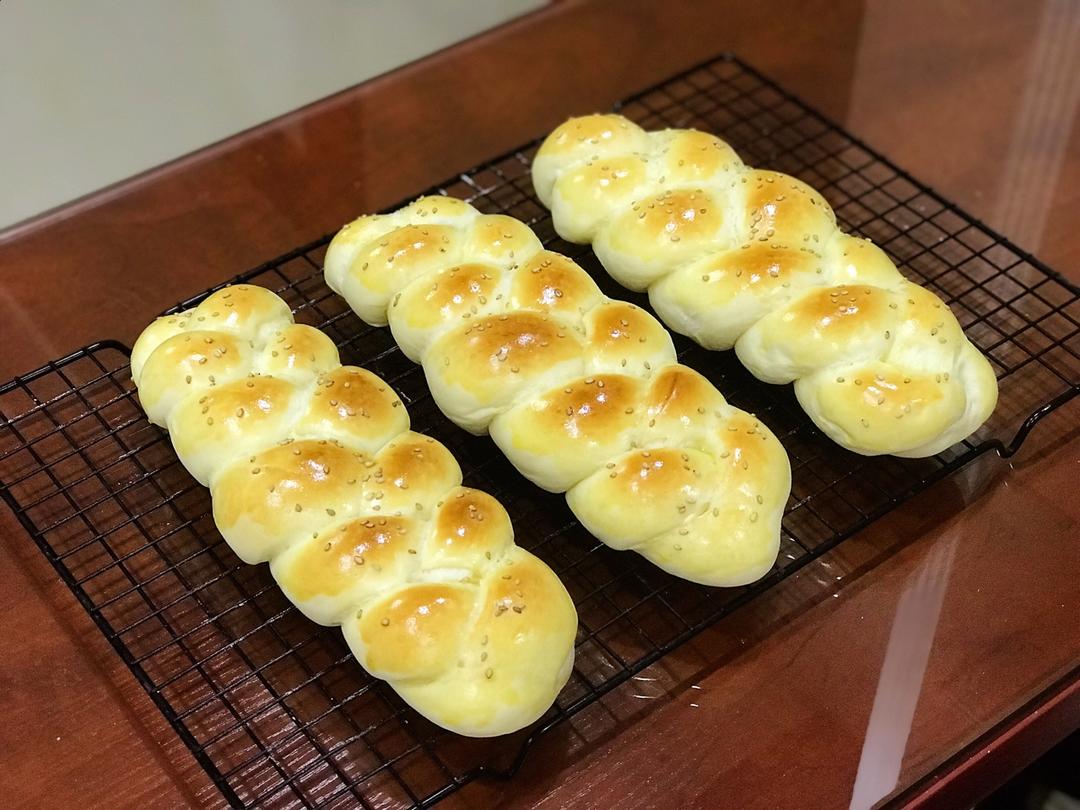 酸奶辫子面包（一次发酵）