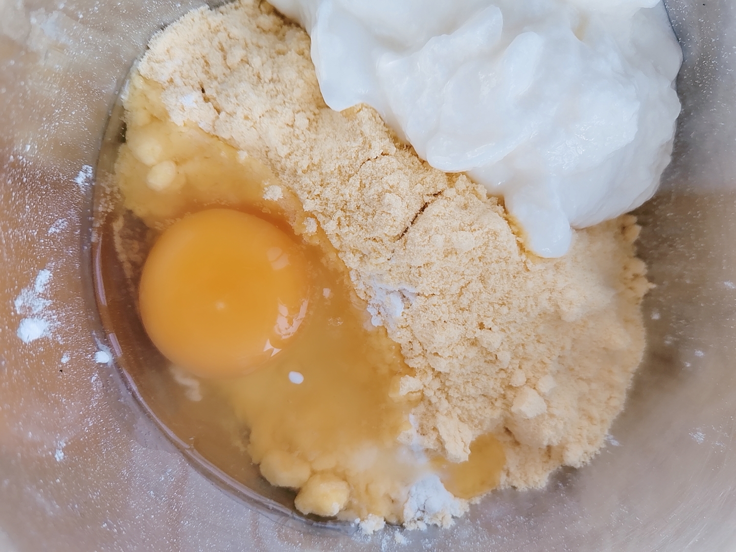 玉米面酸奶小饼的做法 步骤1
