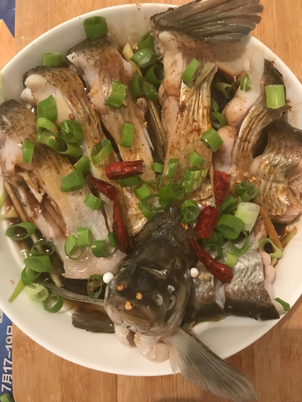 孔雀开屏清蒸鱼