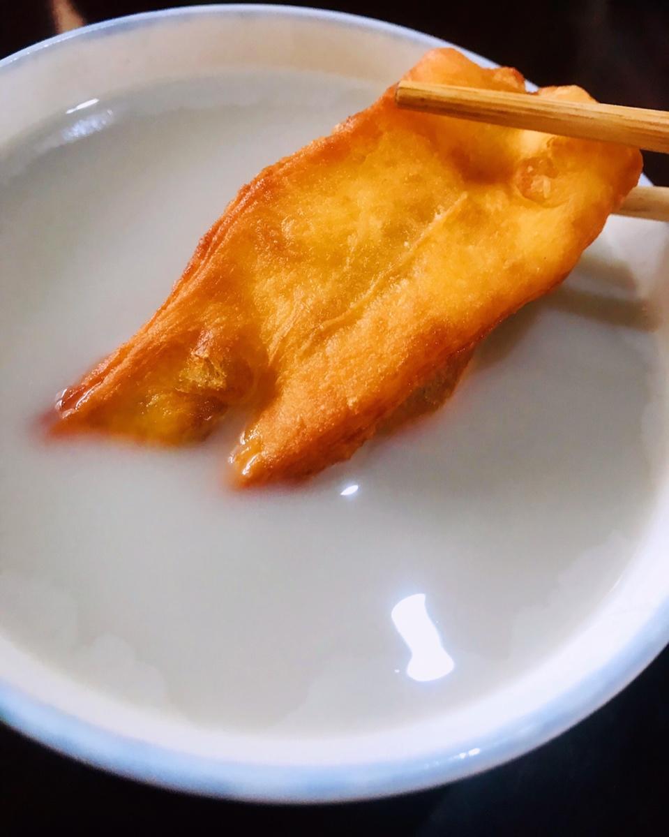 榨汁机版豆浆（很醇香的那种）