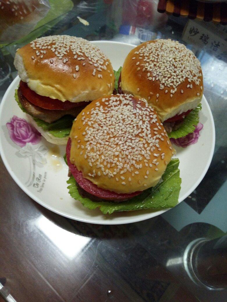 自制营养肉饼汉堡包