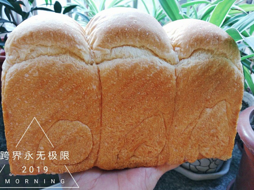 早餐白吐司          （庞多米 Pain de mie）