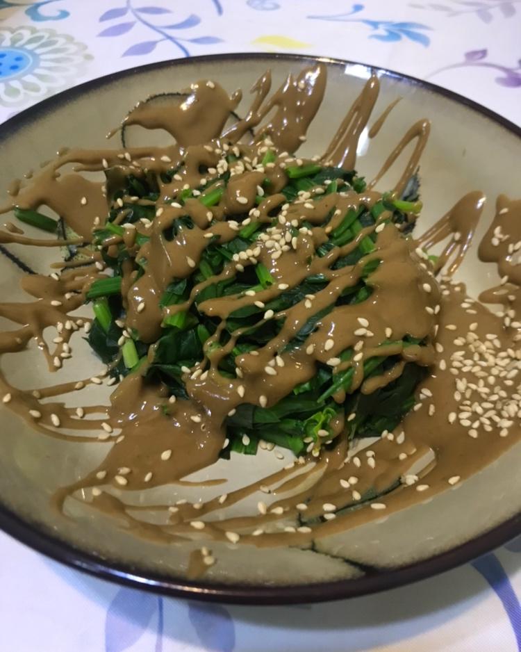芝麻沙拉汁凉拌菠菜