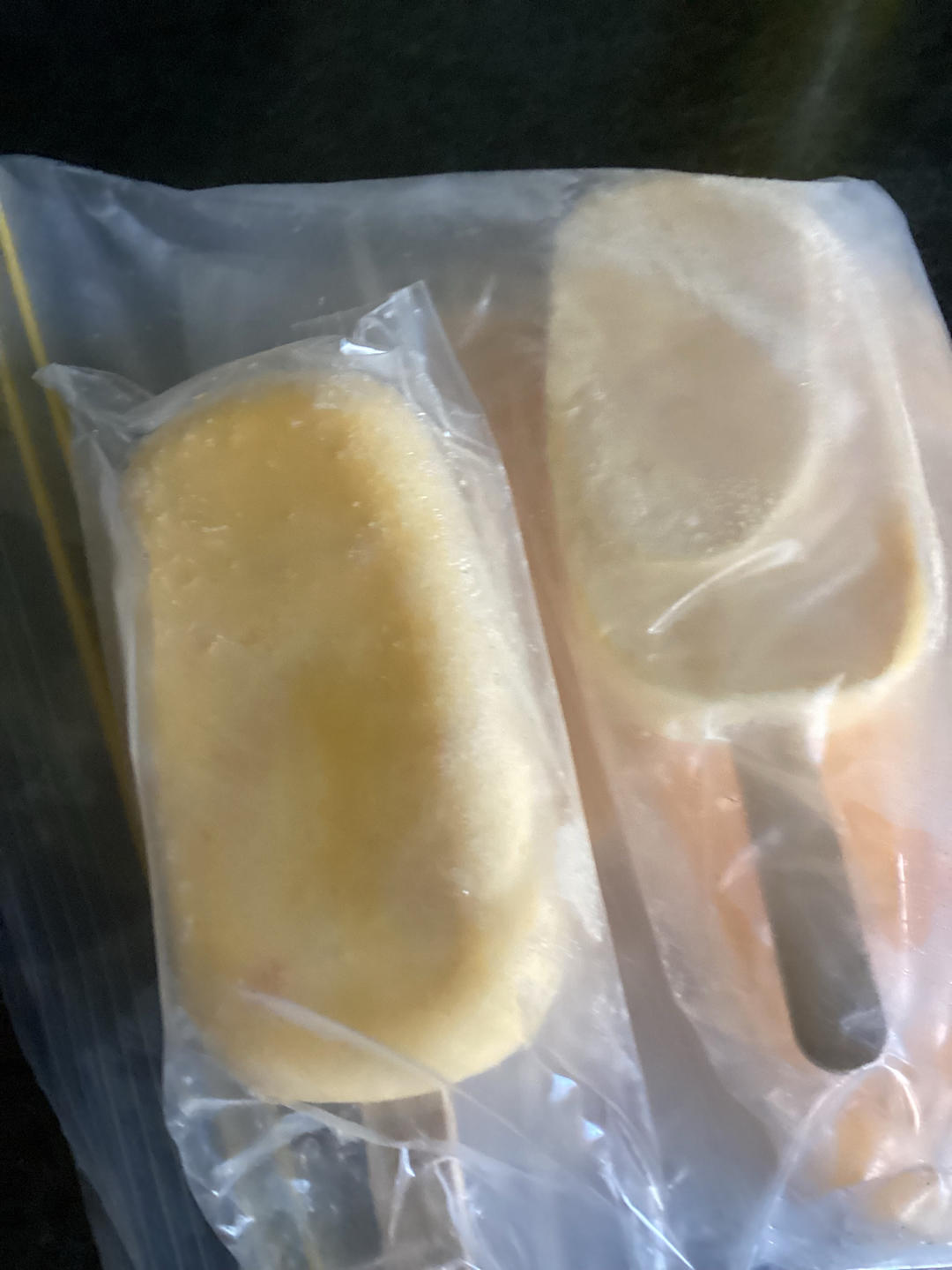 雪糕冰棍冰棒系列之奶油雪糕.奶油冰淇淋 by pink-rabbit