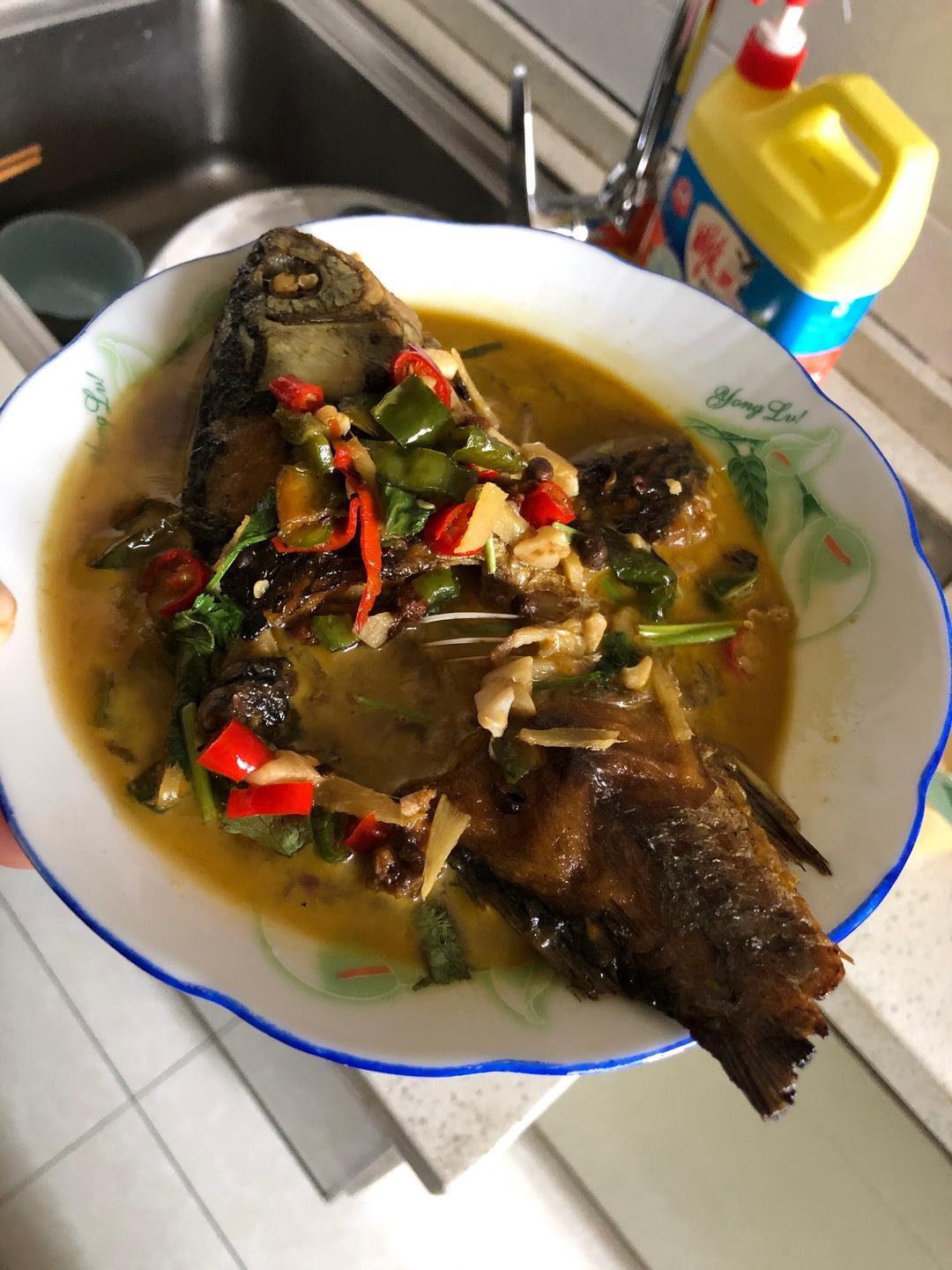 家常炖鱼的做法