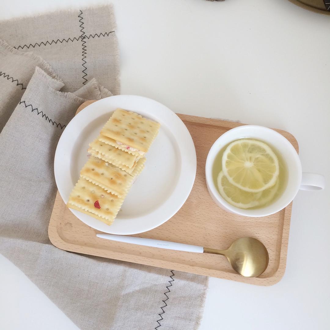 牛轧糖夹心苏打饼干