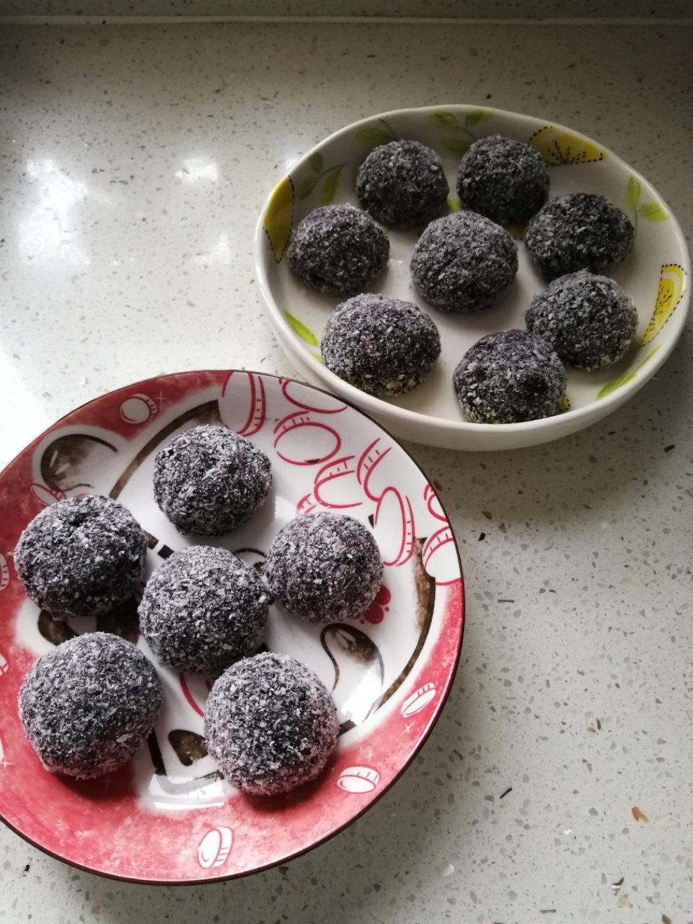 【蜂蜜椰蓉紫米球图片】奥斯卡乖乖_下厨房