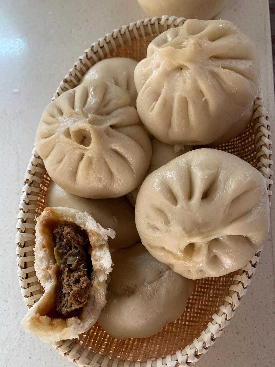 好吃得想哭的小美酱肉包