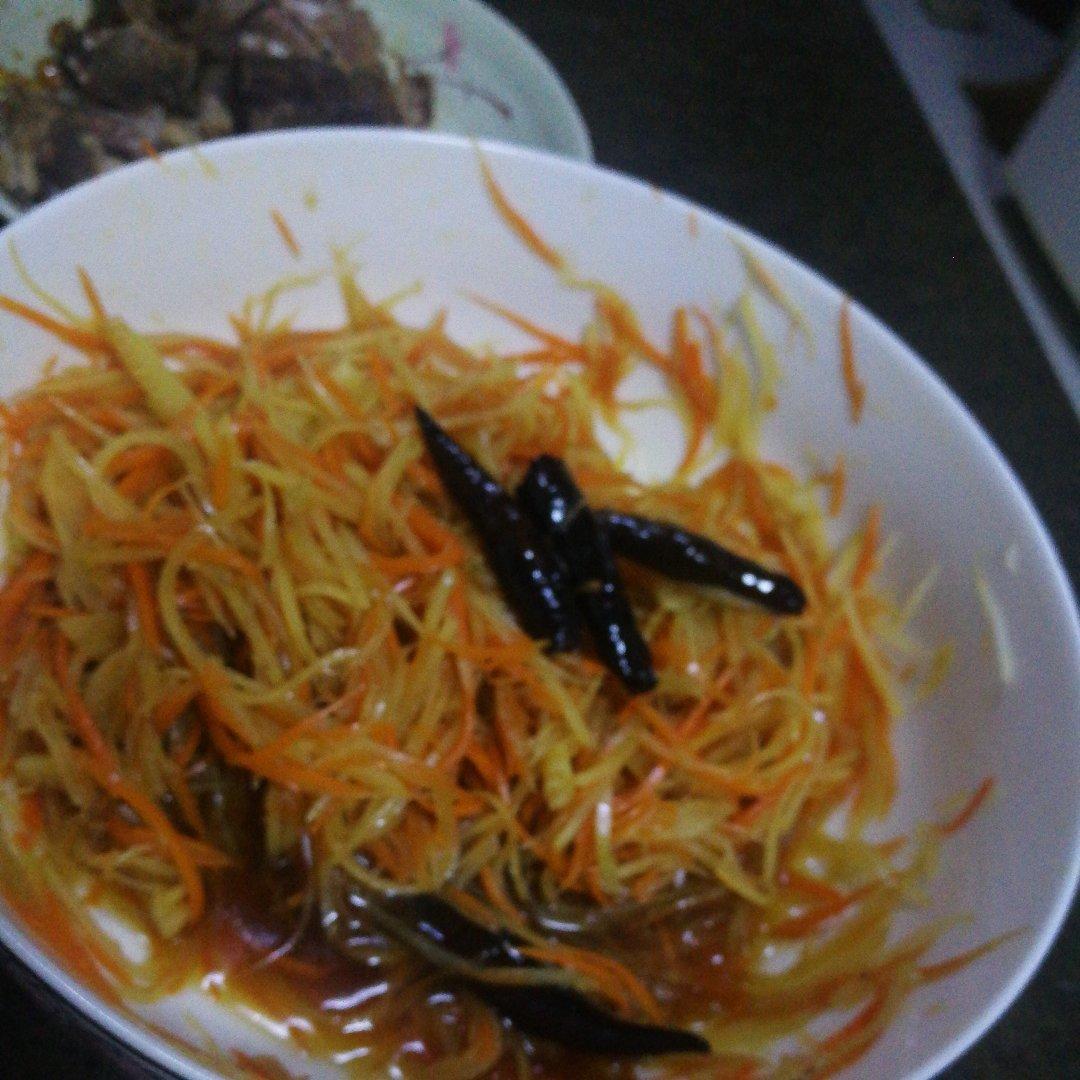 凉拌土豆丝，爽口开胃