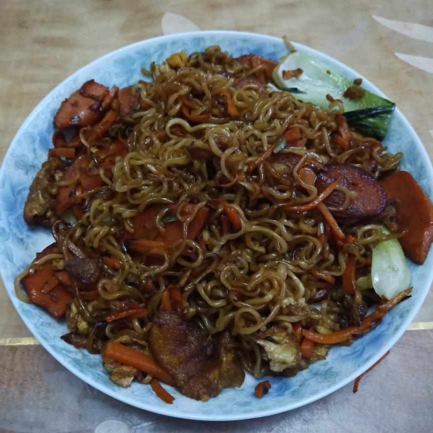 吼吼吃的炒方便面，附上炒面酱油配方