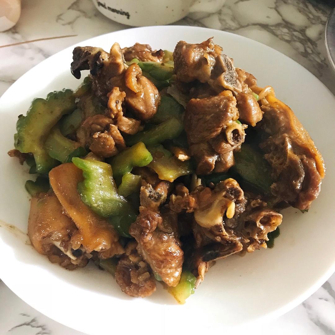 苦瓜焖鸭