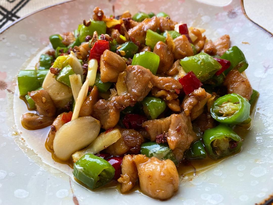 老丁的私房菜-尖椒鸡