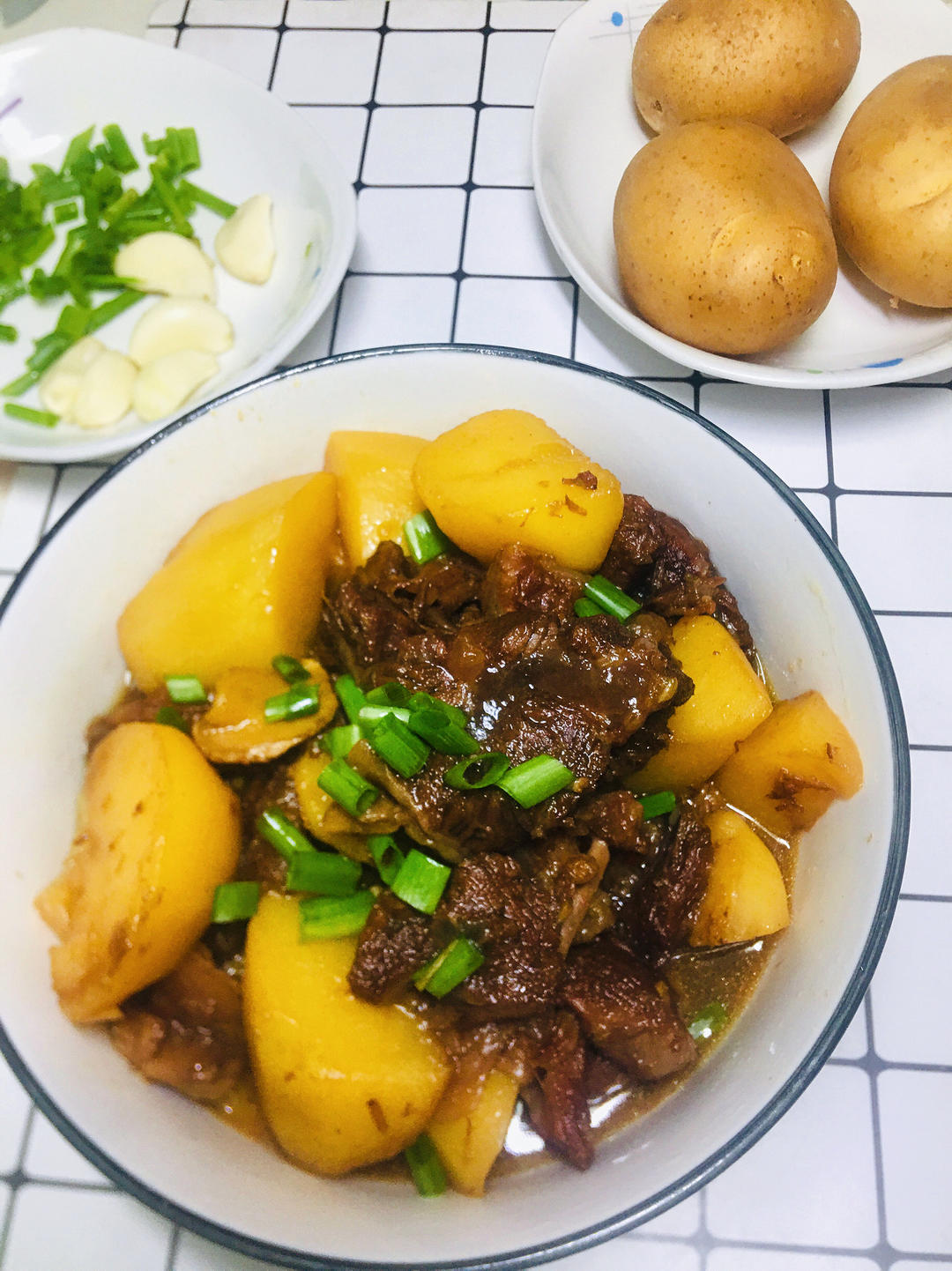 土豆炖牛肉