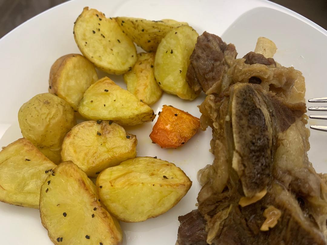 酱牛排骨+烤土豆