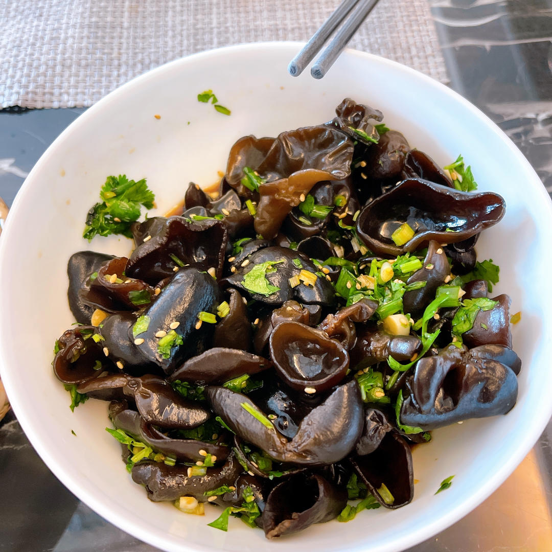 【凉拌木耳】按照我的做法，比饭店还好吃！调味汁是关键~好吃到停不下来