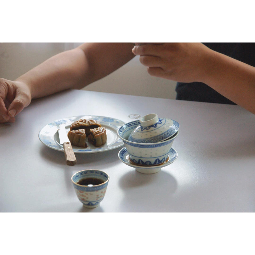 广式月饼—蛋黄莲蓉月饼