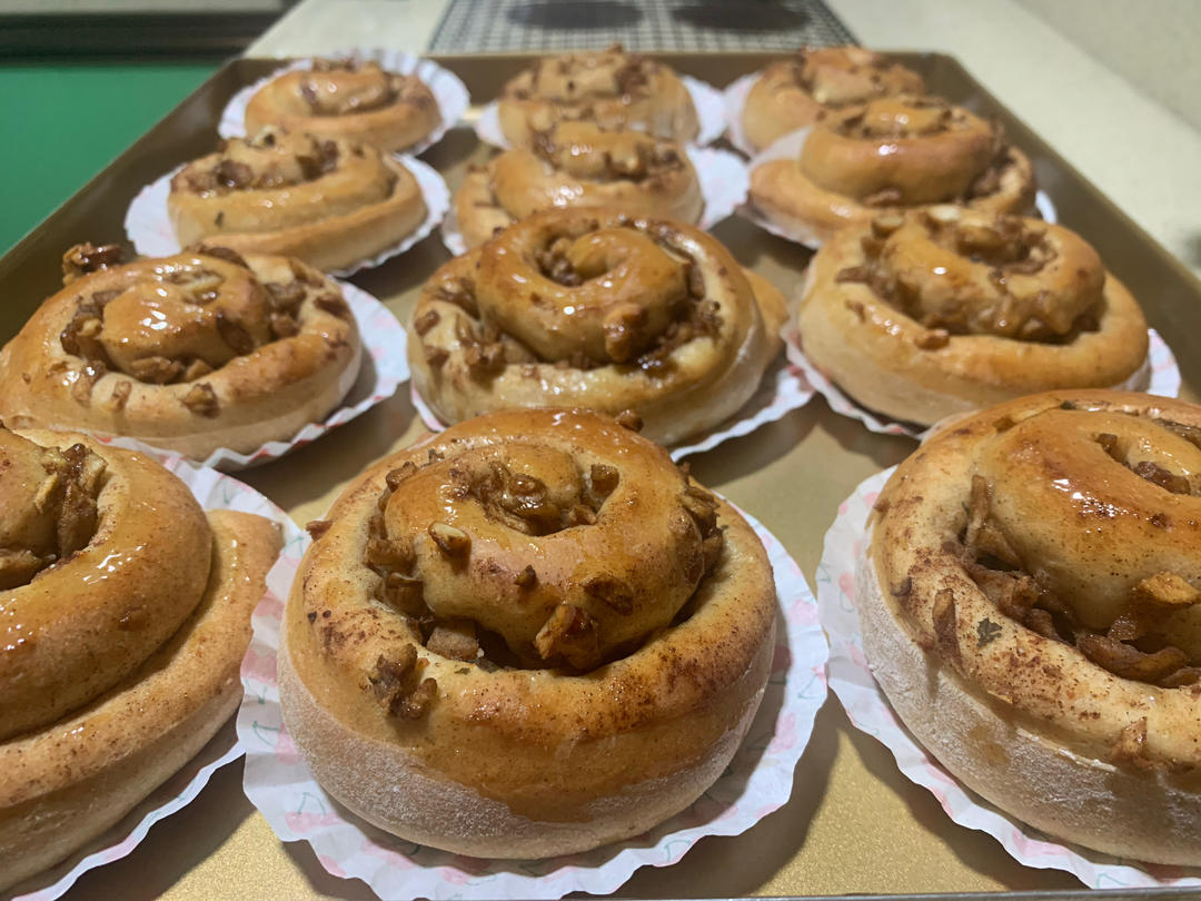 苹果肉桂面包卷 x 博世厨师机