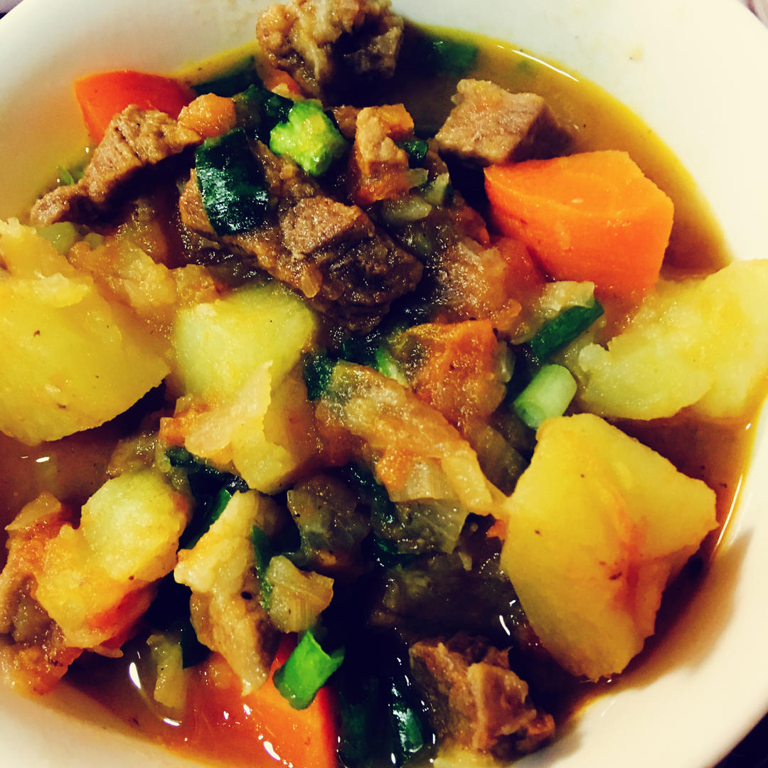 番茄牛腩(这样做牛肉不会老哦）